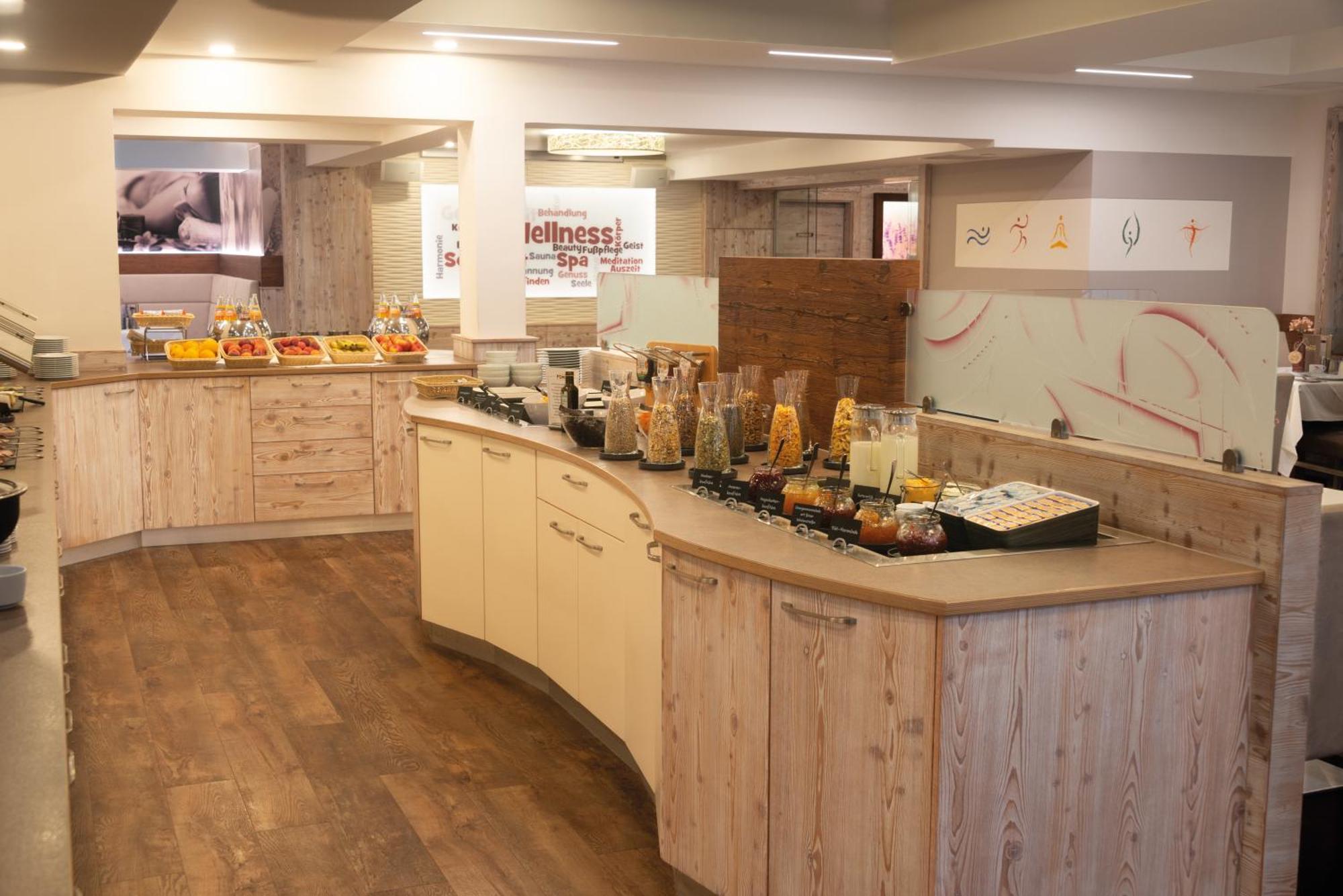 Kur- Und Wellnesshotel Foerch Bad Worishofen Luaran gambar