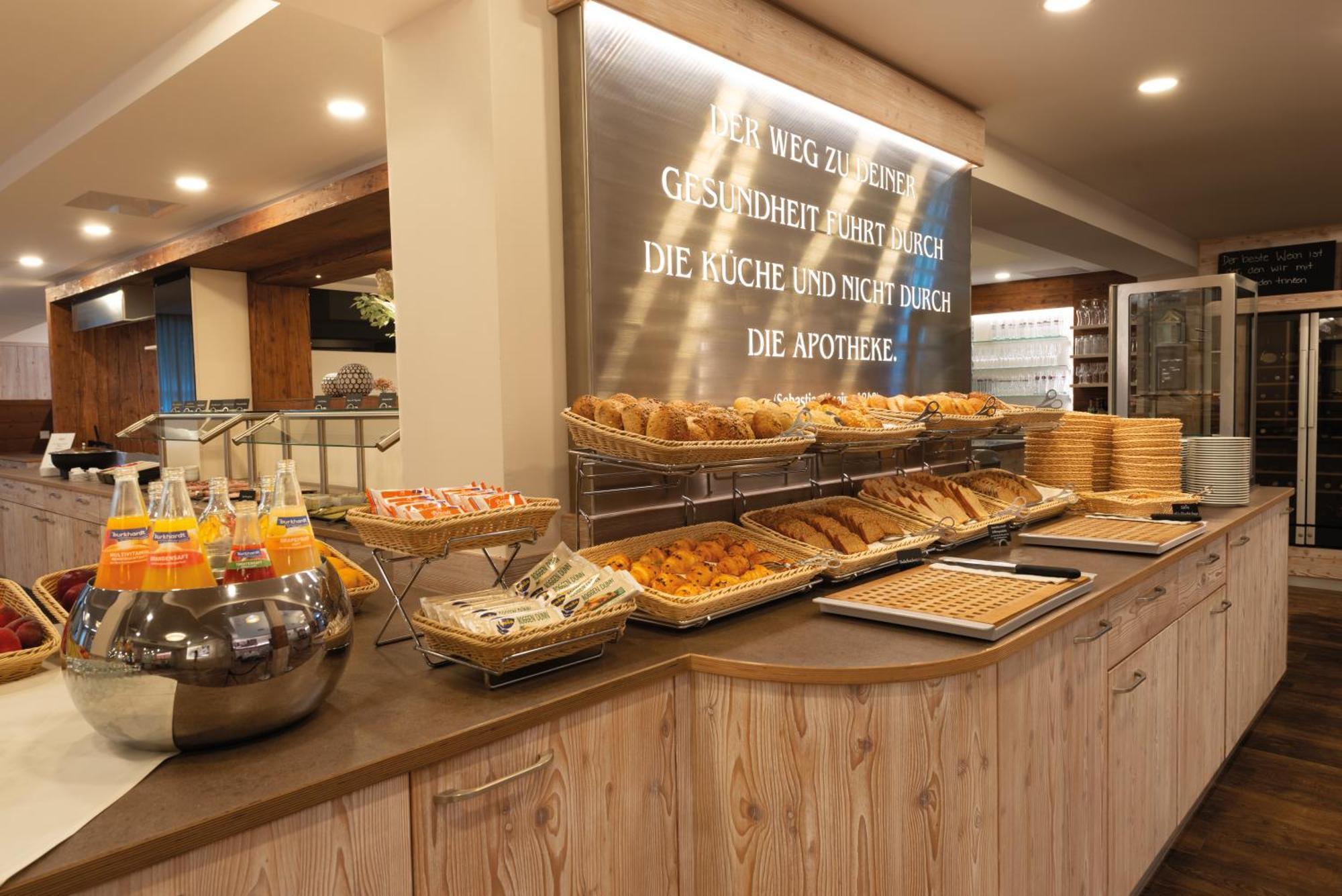 Kur- Und Wellnesshotel Foerch Bad Worishofen Luaran gambar