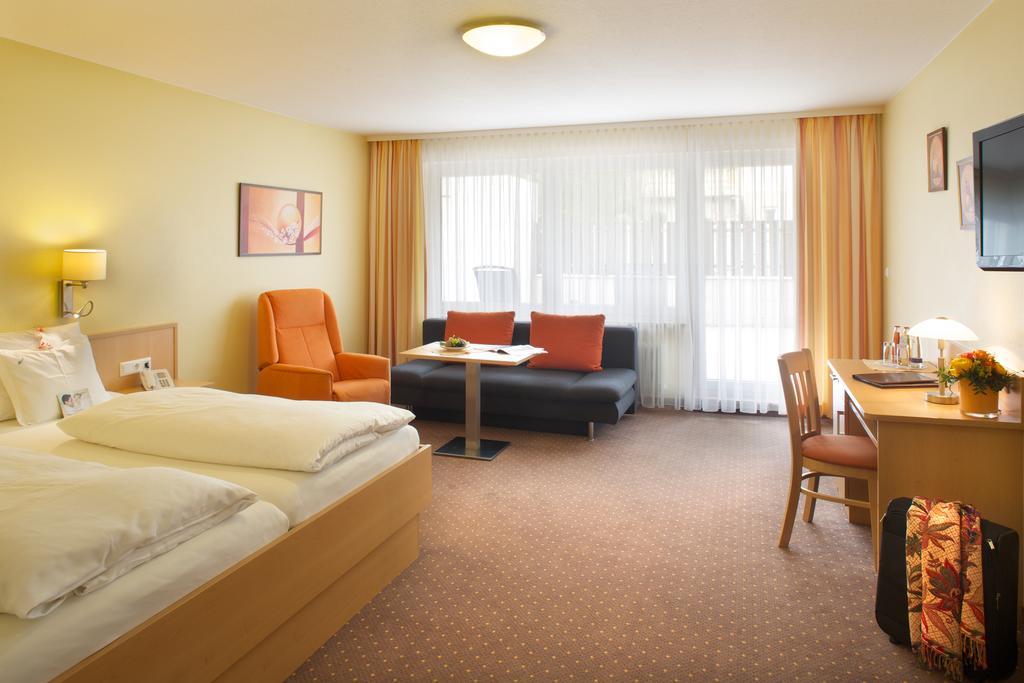 Kur- Und Wellnesshotel Foerch Bad Worishofen Luaran gambar